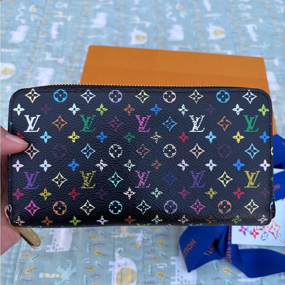 Louis Vuitton Zippy Multicolor Wallet